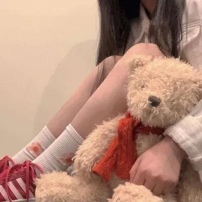滑板少年